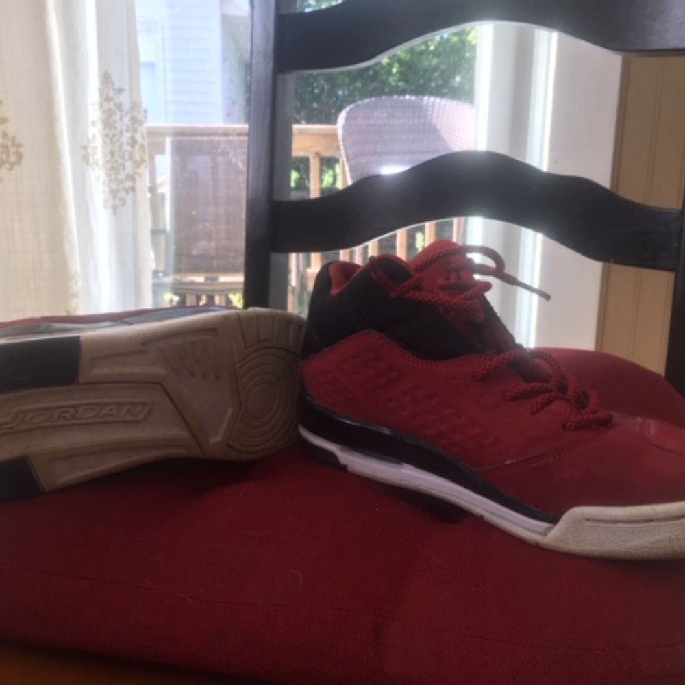 Gently used Nike Air Jordan's Black Red Size 6